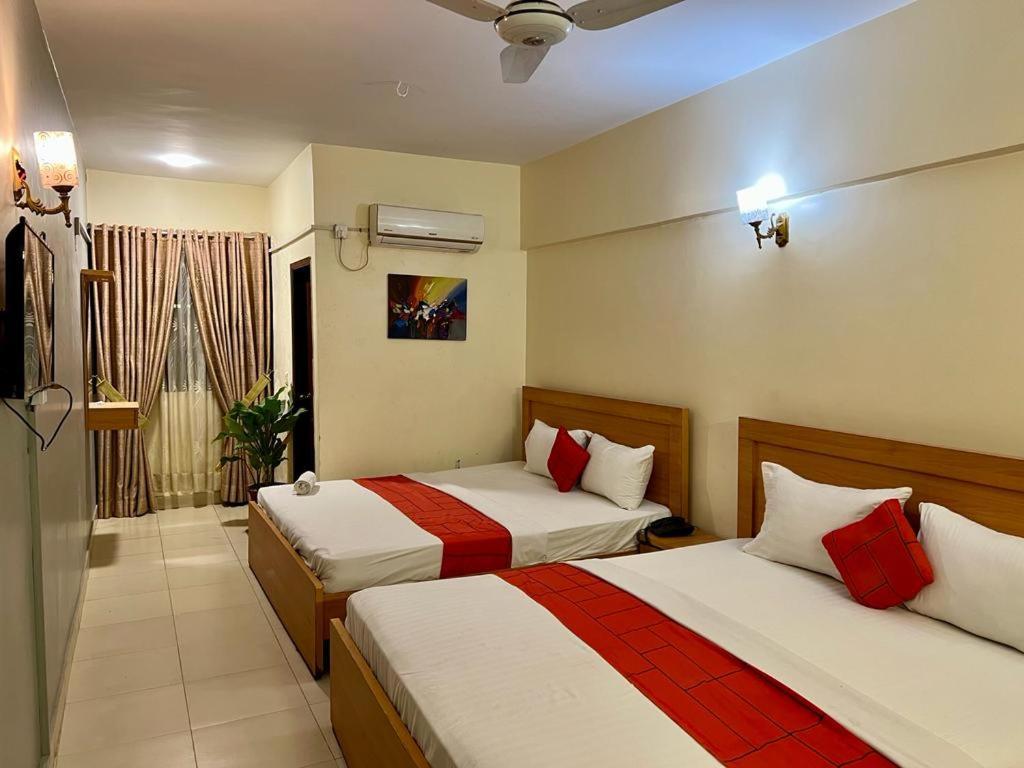 Hotel Rooms Dha Καράτσι Εξωτερικό φωτογραφία
