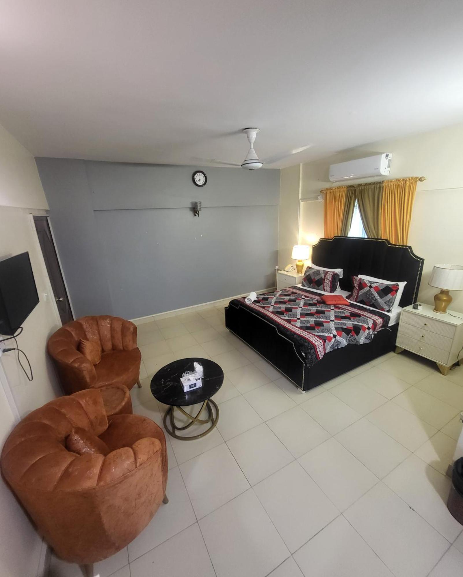 Hotel Rooms Dha Καράτσι Εξωτερικό φωτογραφία